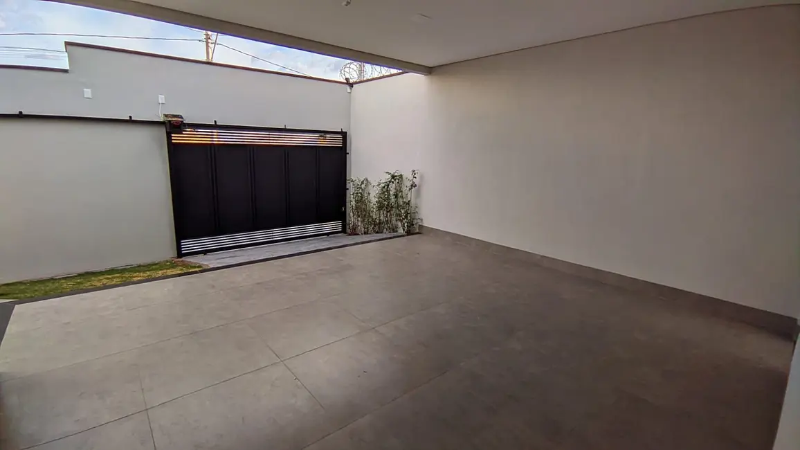 Foto 1 de Casa com 3 quartos à venda, 172m2 em Aclimação, Uberlandia - MG