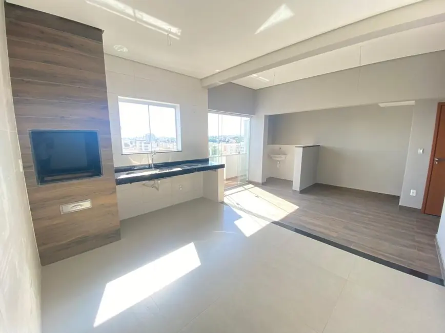 Foto 2 de Apartamento com 3 quartos à venda, 101m2 em Santa Mônica, Uberlandia - MG