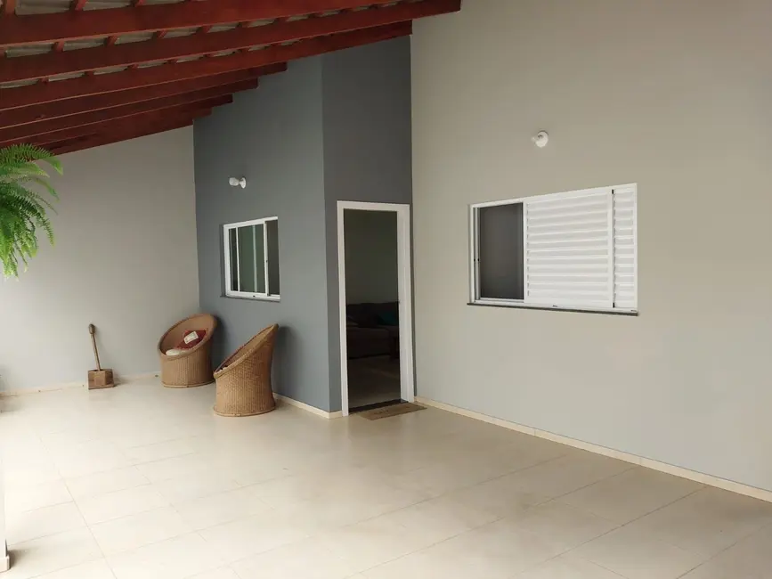 Foto 1 de Casa com 3 quartos à venda, 179m2 em Jardim Inconfidência, Uberlandia - MG