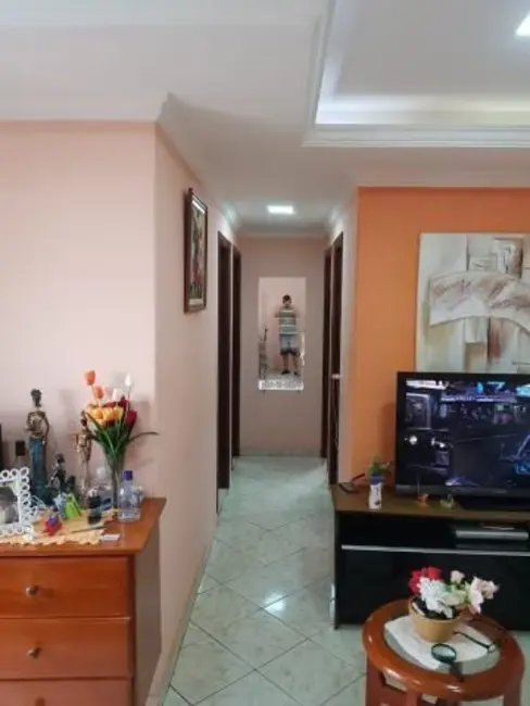 Foto 2 de Apartamento com 3 quartos à venda, 70m2 em Jardim Botânico, Uberlandia - MG