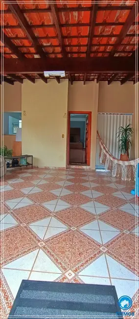Foto 1 de Casa com 3 quartos à venda, 155m2 em Santa Mônica, Uberlandia - MG