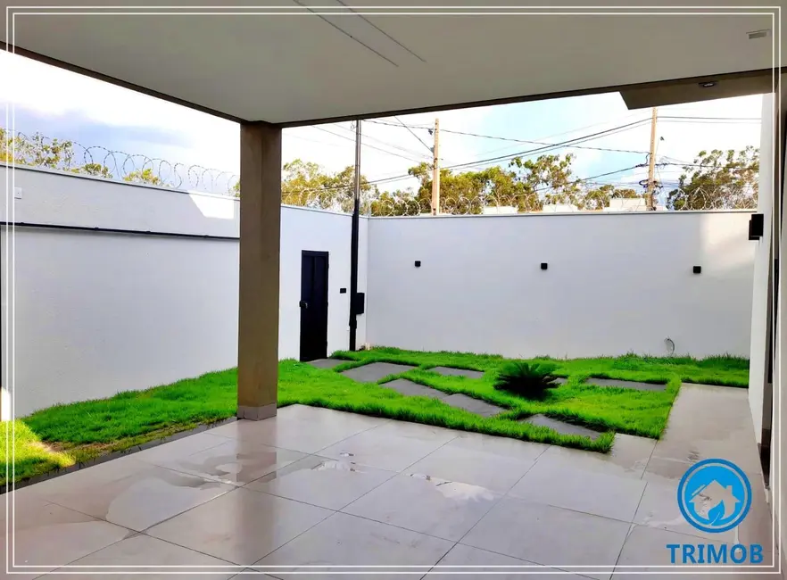 Foto 4 de Casa com 3 quartos à venda, 130m2 em Jardim Europa, Uberlandia - MG