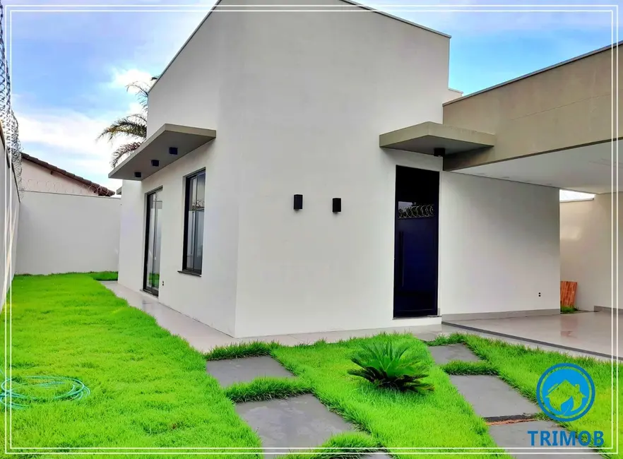 Foto 3 de Casa com 3 quartos à venda, 130m2 em Jardim Europa, Uberlandia - MG