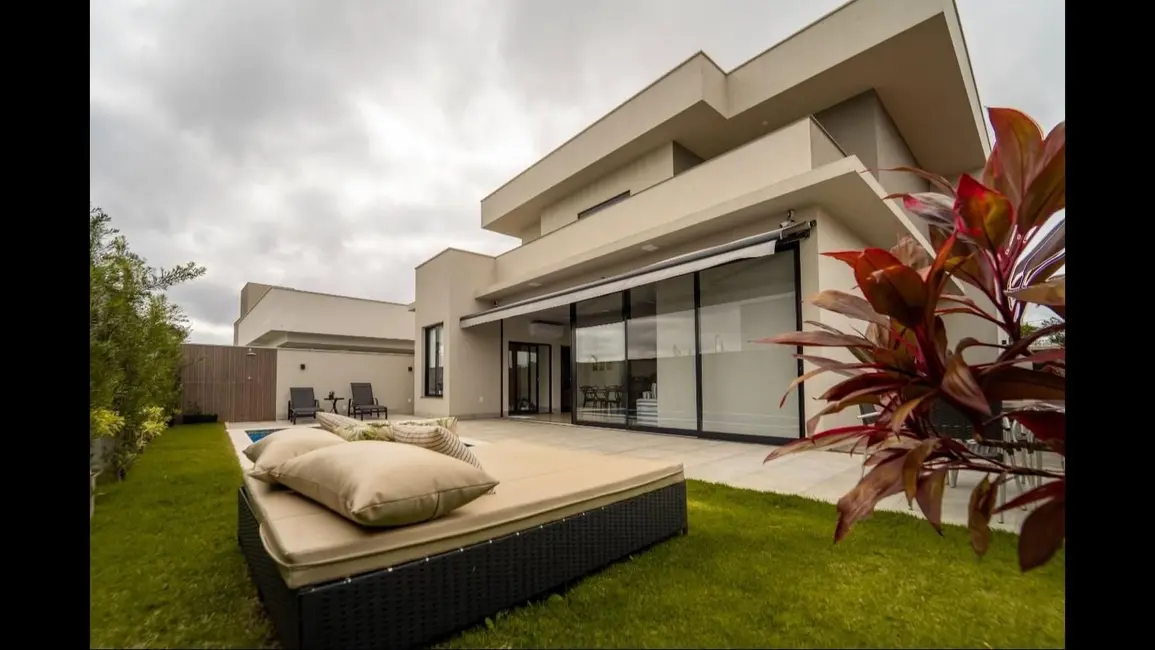 Foto 1 de Casa de Condomínio com 4 quartos à venda, 284m2 em Jardim Sul, Uberlandia - MG