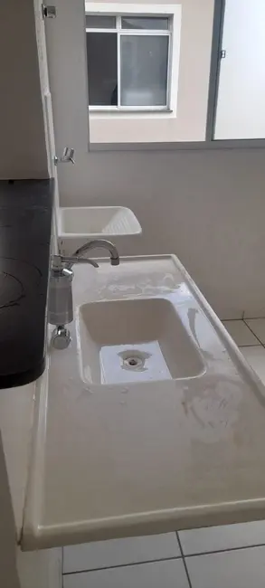 Foto 2 de Apartamento com 2 quartos à venda, 45m2 em Chácaras Tubalina e Quartel, Uberlandia - MG