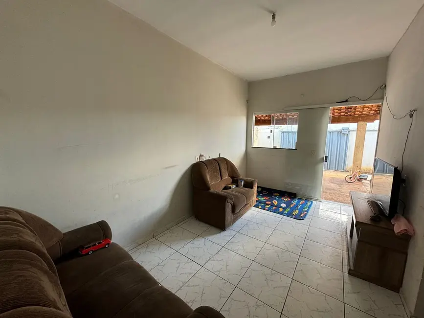 Foto 1 de Casa com 2 quartos à venda, 76m2 em Jardim Europa, Uberlandia - MG