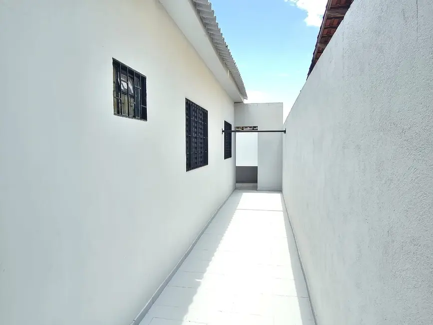 Casa com 3 quartos à venda, 140m2 em Jardim Brasília, Uberlandia - MG - imagem 2 Foto 2 de Casa com 3 quartos à venda, 140m2 em Jardim Brasília, Uberlandia - MG