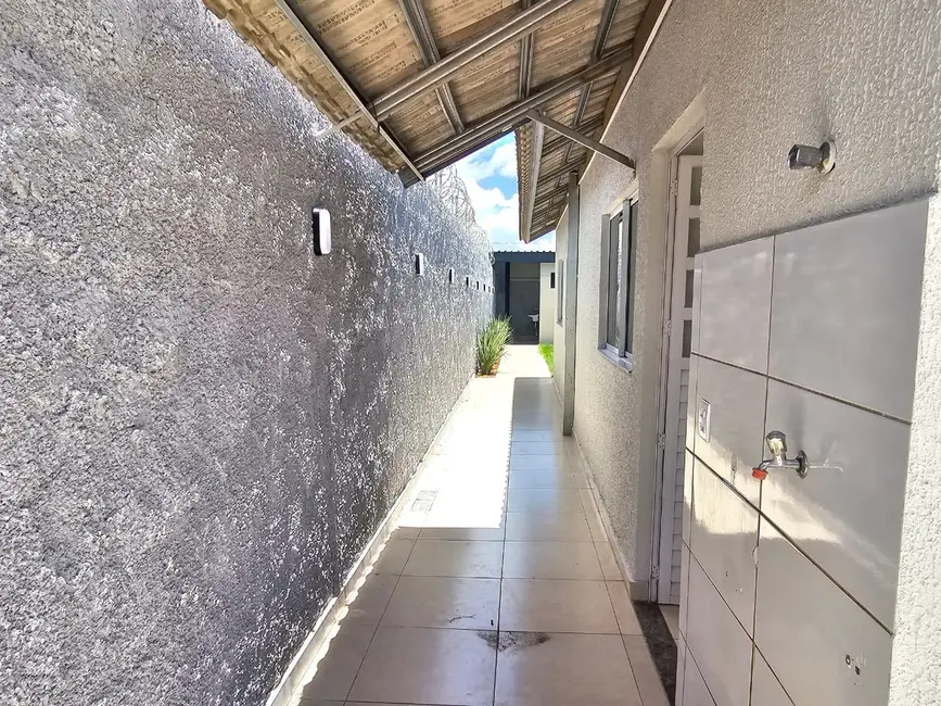 Foto 7 de Casa com 2 quartos à venda, 200m2 em Loteamento Residencial Pequis, Uberlandia - MG