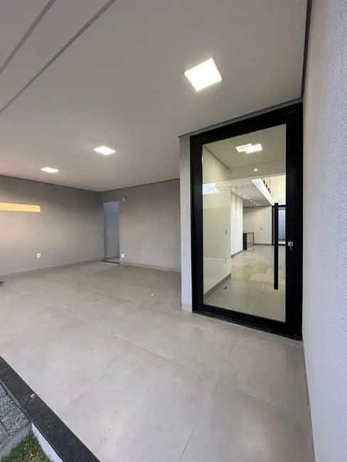 Foto 3 de Casa com 3 quartos à venda, 265m2 em Aclimação, Uberlandia - MG