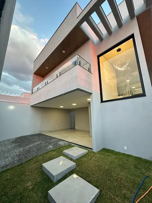 Foto 1 de Casa com 3 quartos à venda, 265m2 em Aclimação, Uberlandia - MG