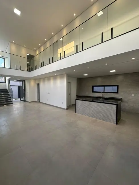 Foto 5 de Casa com 3 quartos à venda, 265m2 em Aclimação, Uberlandia - MG