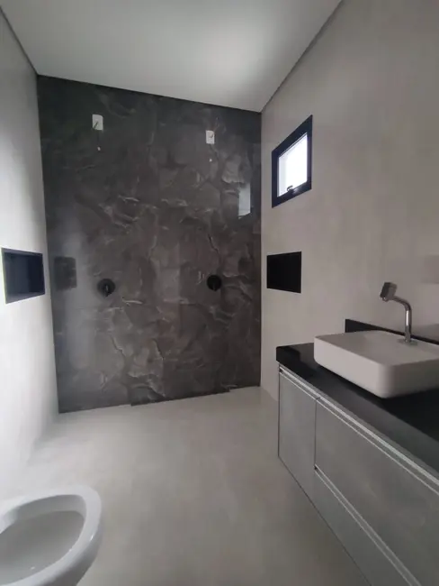Foto 9 de Casa com 3 quartos à venda, 144m2 em Aclimação, Uberlandia - MG