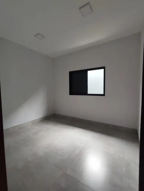 Foto 2 de Casa com 3 quartos à venda, 144m2 em Aclimação, Uberlandia - MG