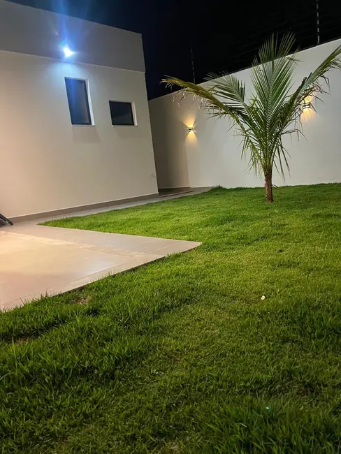 Foto 4 de Casa com 3 quartos à venda, 180m2 em Novo Mundo, Uberlandia - MG