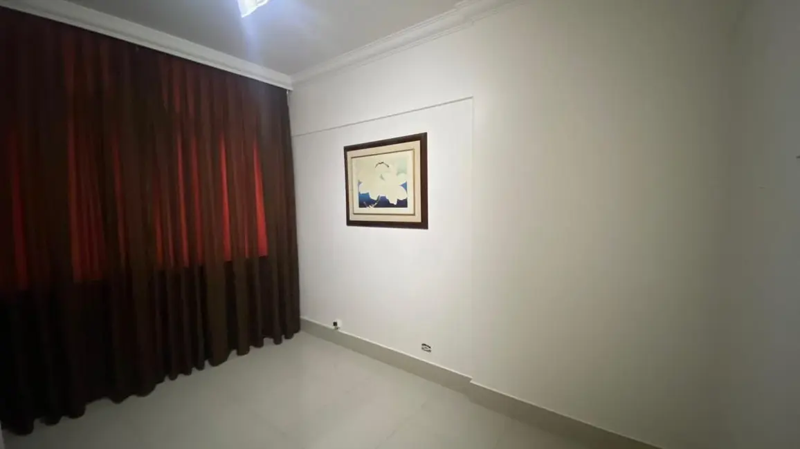 Apartamento com 2 quartos à venda, 100m2 em Centro, Uberlandia - MG - imagem 9 Foto 9 de Apartamento com 2 quartos à venda, 100m2 em Centro, Uberlandia - MG