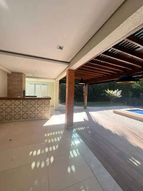 Foto 9 de Casa de Condomínio com 3 quartos à venda, 280m2 em Aclimação, Uberlandia - MG