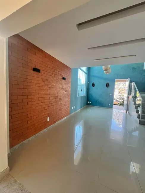 Foto 8 de Casa de Condomínio com 3 quartos à venda, 280m2 em Aclimação, Uberlandia - MG