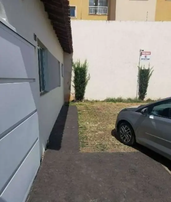 Foto 8 de Casa de Condomínio com 2 quartos à venda, 130m2 em Chácaras Tubalina e Quartel, Uberlandia - MG