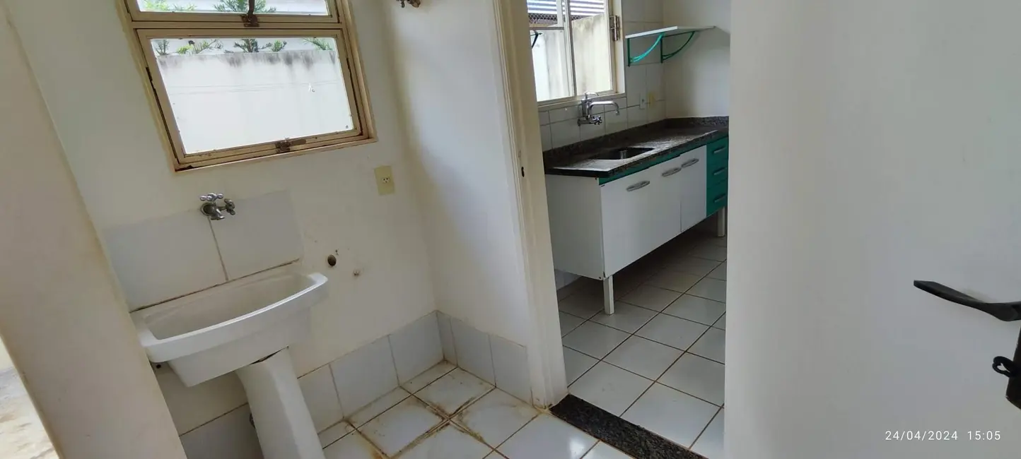Sobrado com 3 quartos para alugar, 86m2 em Jardim Karaíba, Uberlandia - MG - imagem 7 Foto 7 de Sobrado com 3 quartos para alugar, 86m2 em Jardim Karaíba, Uberlandia - MG