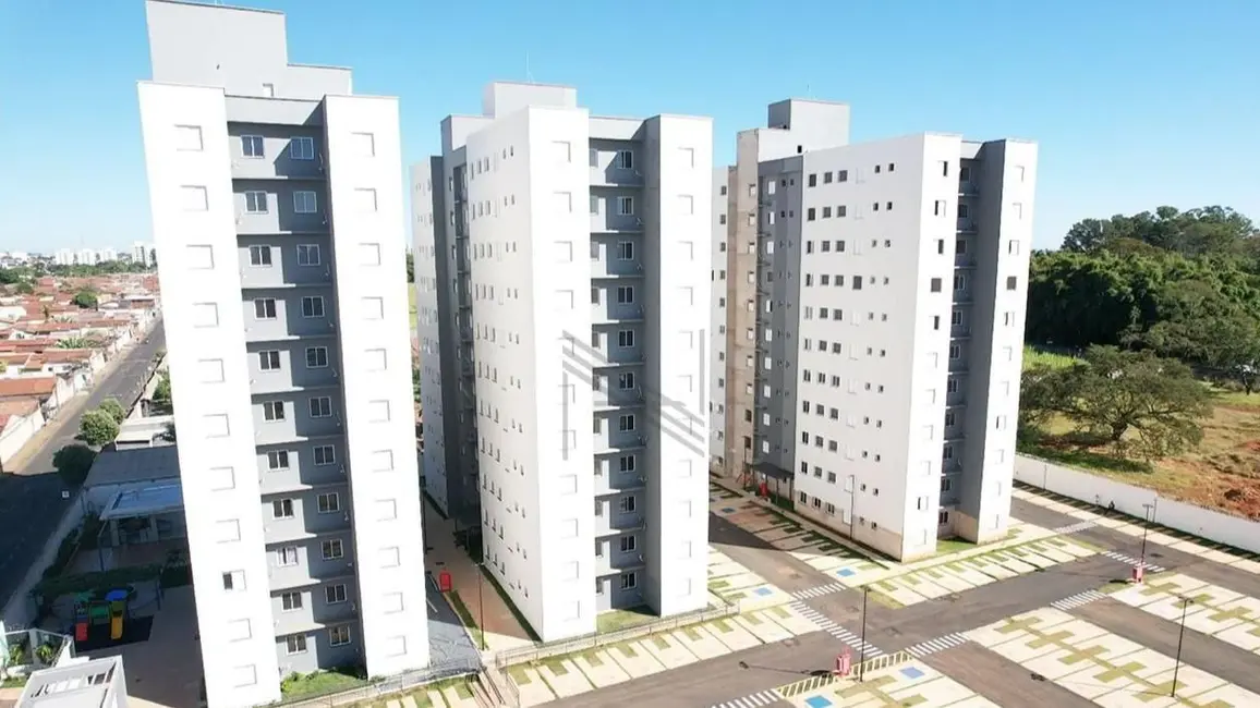 Foto 1 de Apartamento com 2 quartos à venda, 57m2 em Jardim Holanda, Uberlandia - MG