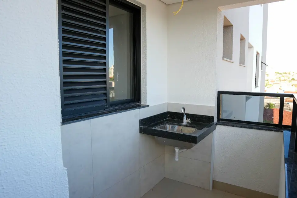 Foto 4 de Apartamento com 2 quartos à venda, 66m2 em Santa Mônica, Uberlandia - MG