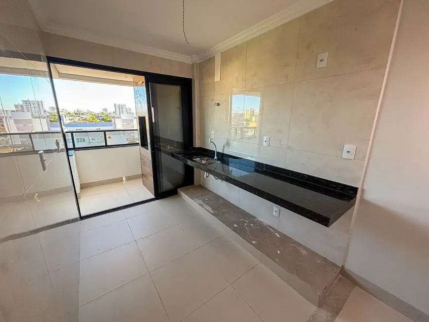 Foto 3 de Apartamento com 2 quartos à venda, 66m2 em Santa Mônica, Uberlandia - MG