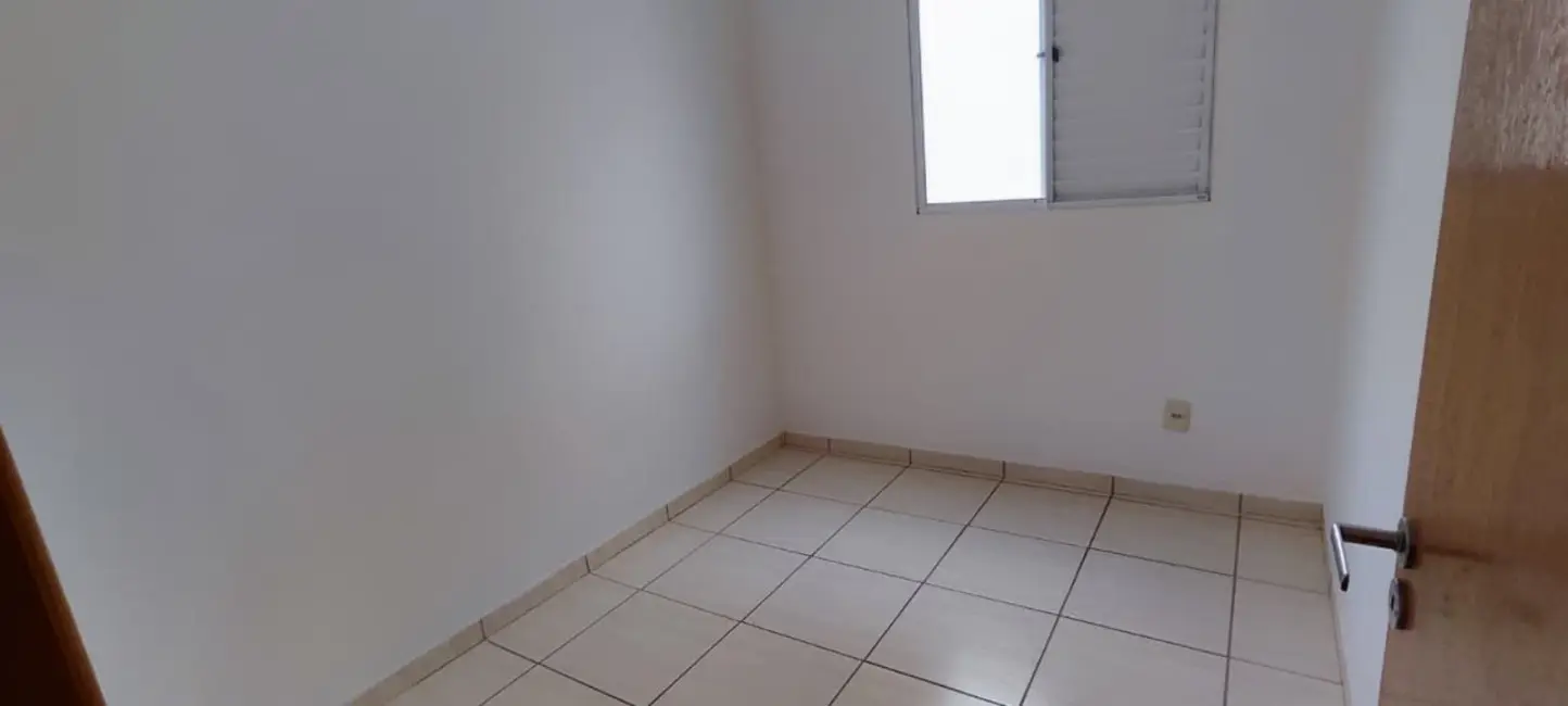 Apartamento com 2 quartos para alugar, 51m2 em Laranjeiras, Uberlandia - MG - imagem 6 Foto 6 de Apartamento com 2 quartos para alugar, 51m2 em Laranjeiras, Uberlandia - MG
