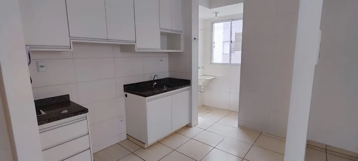 Apartamento com 2 quartos para alugar, 51m2 em Laranjeiras, Uberlandia - MG - imagem 3 Foto 3 de Apartamento com 2 quartos para alugar, 51m2 em Laranjeiras, Uberlandia - MG