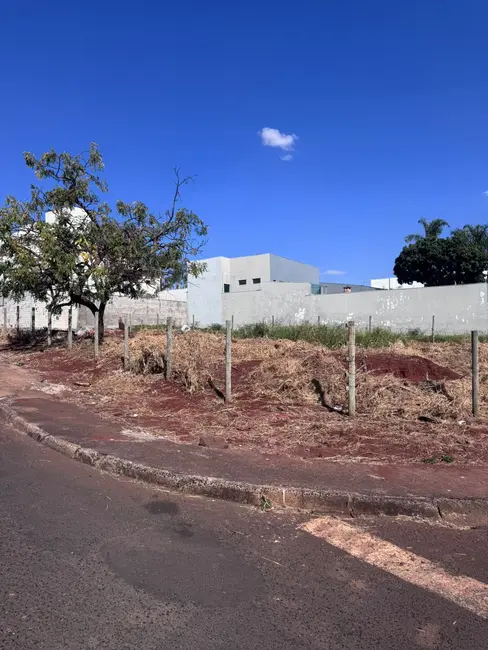 Foto 1 de Terreno / Lote à venda, 499m2 em Morada da Colina, Uberlandia - MG
