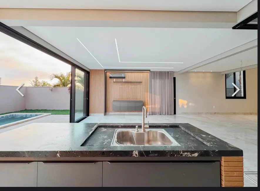 Casa com 4 quartos à venda, 363m2 em Granja Marileusa, Uberlandia - MG - imagem 4 Foto 4 de Casa com 4 quartos à venda, 363m2 em Granja Marileusa, Uberlandia - MG