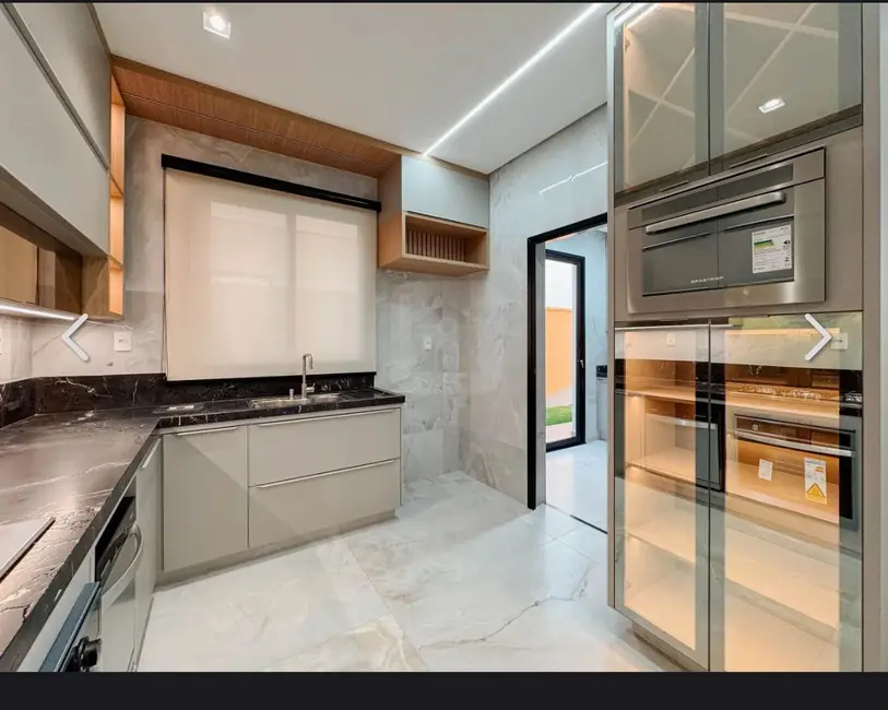 Casa com 4 quartos à venda, 363m2 em Granja Marileusa, Uberlandia - MG - imagem 5 Foto 5 de Casa com 4 quartos à venda, 363m2 em Granja Marileusa, Uberlandia - MG