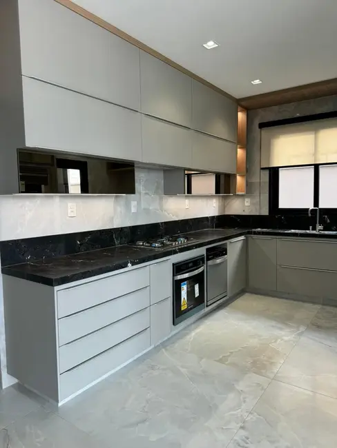 Casa com 4 quartos à venda, 363m2 em Granja Marileusa, Uberlandia - MG - imagem 7 Foto 7 de Casa com 4 quartos à venda, 363m2 em Granja Marileusa, Uberlandia - MG