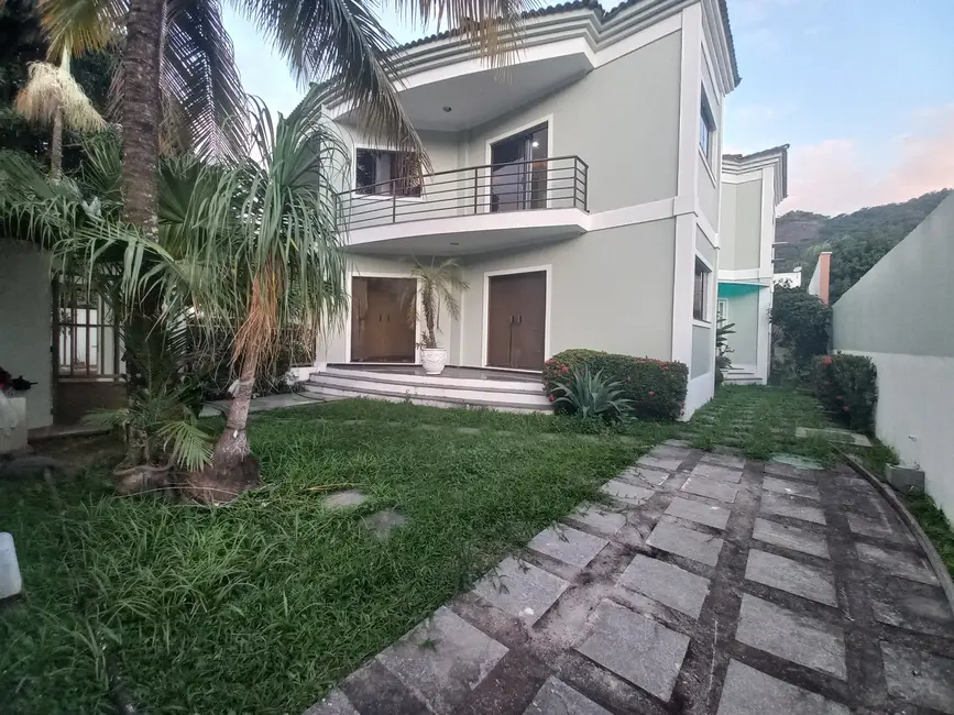 Foto 2 de Casa de Condomínio com 4 quartos à venda, 201m2 em Jacarepaguá, Rio De Janeiro - RJ