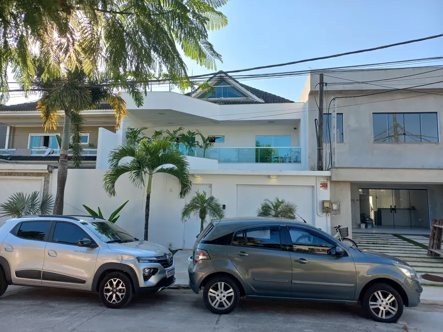 Foto 2 de Casa de Condomínio com 4 quartos à venda, 350m2 em Vargem Pequena, Rio De Janeiro - RJ