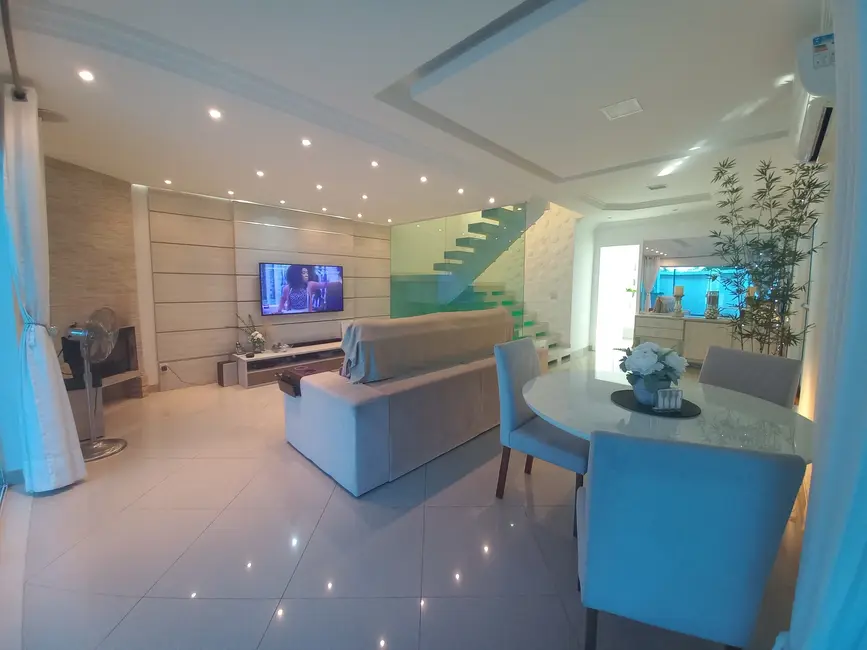 Foto 3 de Casa de Condomínio com 4 quartos à venda, 350m2 em Vargem Pequena, Rio De Janeiro - RJ