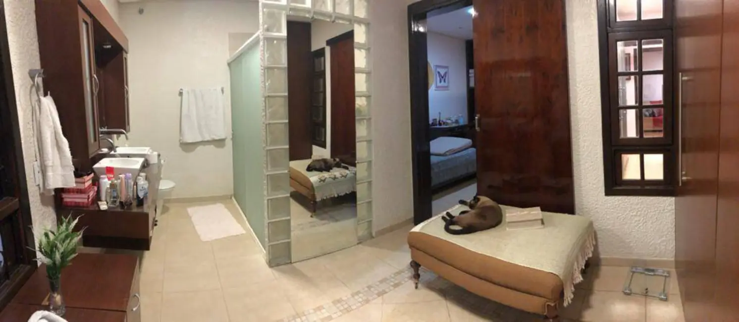 Casa com 3 quartos à venda, 700m2 em Sorriso - MT - imagem 4 Foto 4 de Casa com 3 quartos à venda, 700m2 em Sorriso - MT