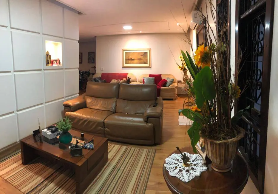 Casa com 3 quartos à venda, 700m2 em Sorriso - MT - imagem 6 Foto 6 de Casa com 3 quartos à venda, 700m2 em Sorriso - MT