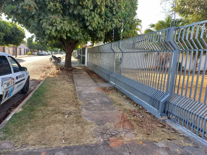 Casa com 2 quartos à venda, 800m2 em Sorriso - MT - imagem 1 Foto 1 de Casa com 2 quartos à venda, 800m2 em Sorriso - MT