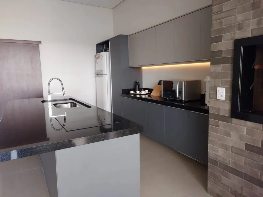 Casa com 2 quartos à venda, 450m2 em Sorriso - MT - imagem 8 Foto 8 de Casa com 2 quartos à venda, 450m2 em Sorriso - MT