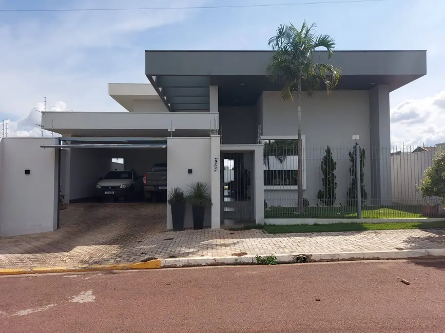 Foto 2 de Casa com 2 quartos à venda, 450m2 em Sorriso - MT