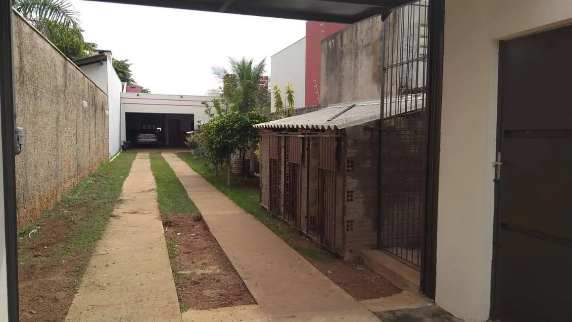 Foto 2 de Casa com 2 quartos à venda, 150m2 em Sorriso - MT