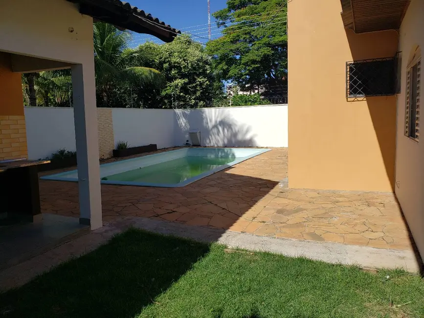 Foto 2 de Casa com 4 quartos à venda, 480m2 em Sorriso - MT