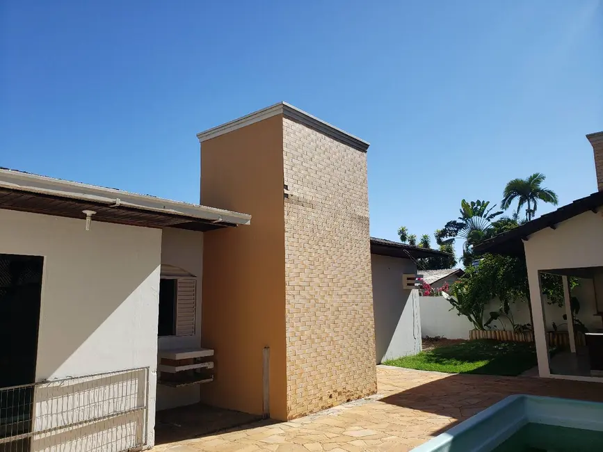 Casa com 4 quartos à venda, 480m2 em Sorriso - MT - imagem 3 Foto 3 de Casa com 4 quartos à venda, 480m2 em Sorriso - MT