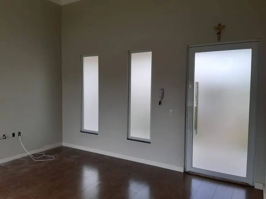 Casa com 3 quartos à venda, 1528m2 em Sorriso - MT - imagem 5 Foto 5 de Casa com 3 quartos à venda, 1528m2 em Sorriso - MT