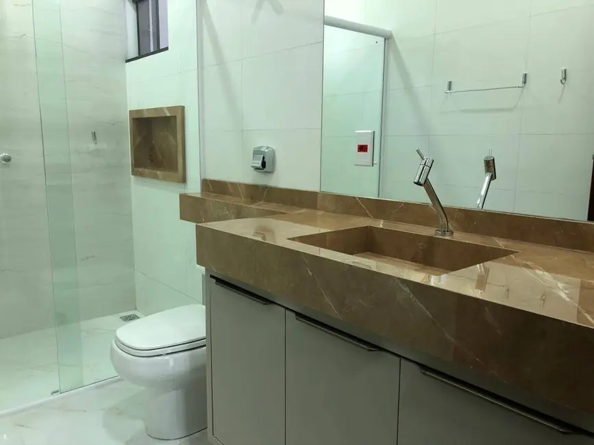 Casa com 3 quartos à venda, 540m2 em Sorriso - MT - imagem 5 Foto 5 de Casa com 3 quartos à venda, 540m2 em Sorriso - MT