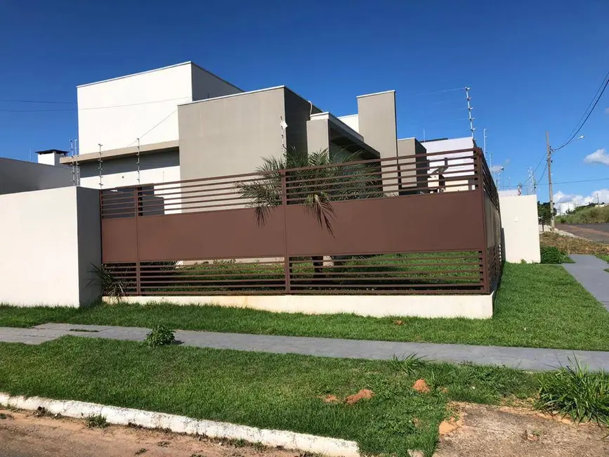 Foto 1 de Casa com 2 quartos à venda em Sorriso - MT