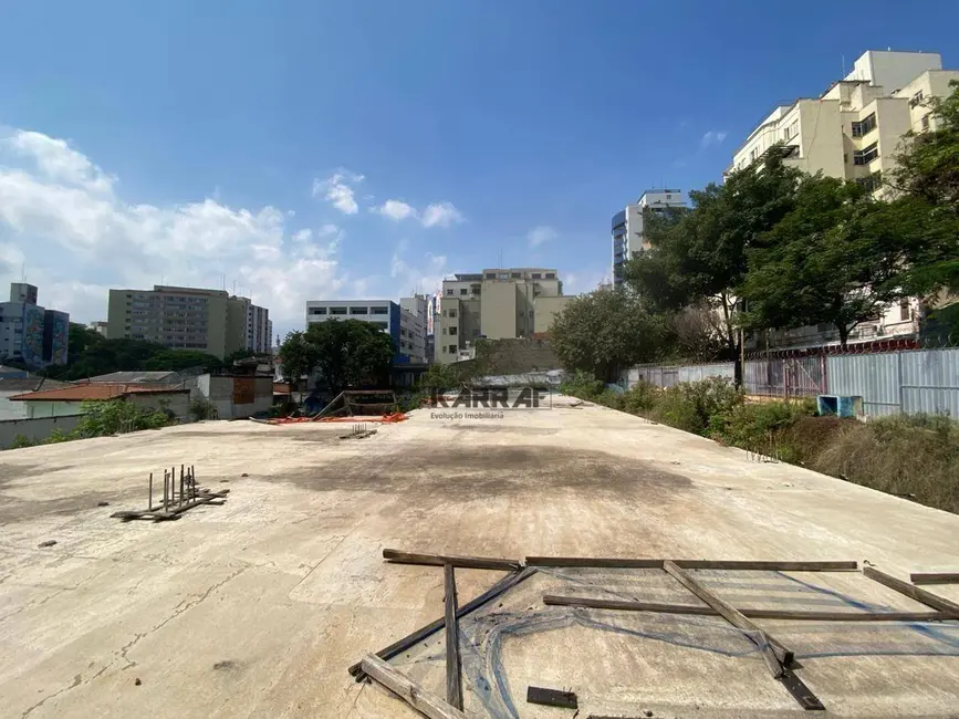 Foto 7 de Terreno / Lote à venda e para alugar, 2354m2 em Conjunto Residencial Novo Pacaembu, São Paulo - SP