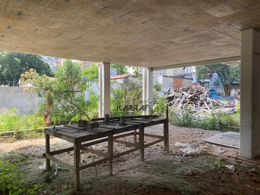 Foto 8 de Terreno / Lote à venda e para alugar, 2354m2 em Conjunto Residencial Novo Pacaembu, São Paulo - SP