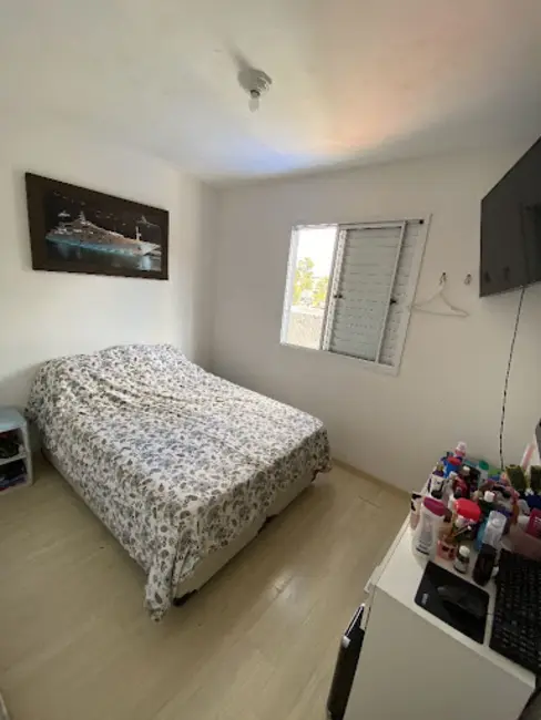 Foto 4 de Apartamento com 2 quartos para alugar, 50m2 em Vila Carmosina, São Paulo - SP