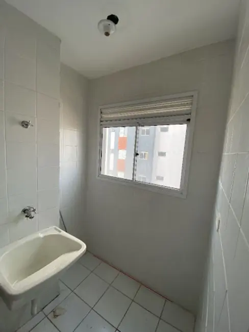 Foto 6 de Apartamento com 2 quartos para alugar, 50m2 em Vila Carmosina, São Paulo - SP